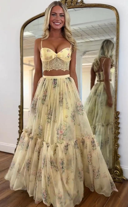 Conjunto Falda Floral Amarillo Pálido | Camila Lopez