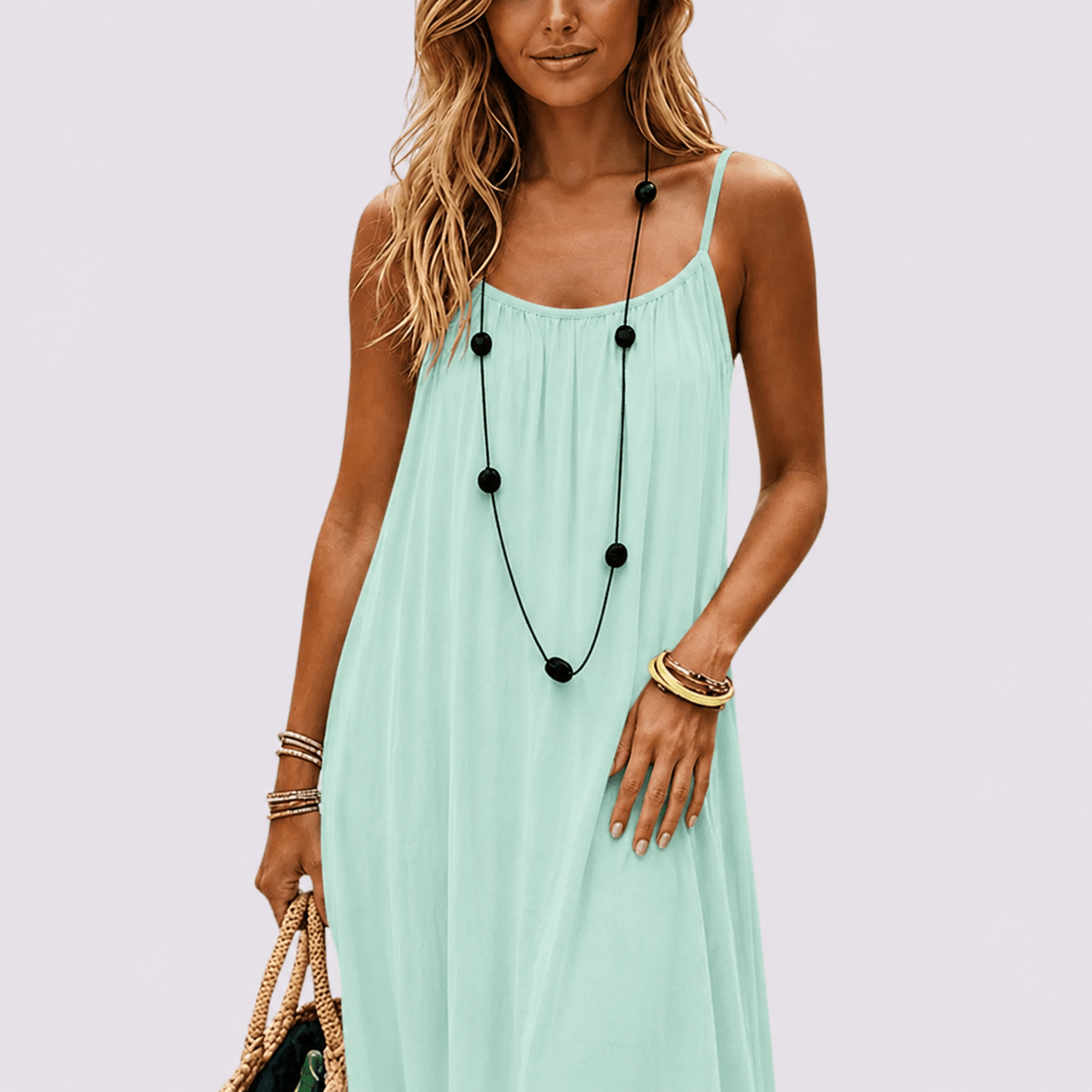 NUANCE | Vestido Negro Tirantes Fluido – Elegante y Versátil