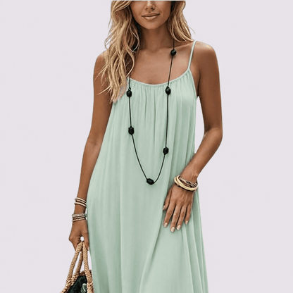 NUANCE | Vestido Negro Tirantes Fluido – Elegante y Versátil
